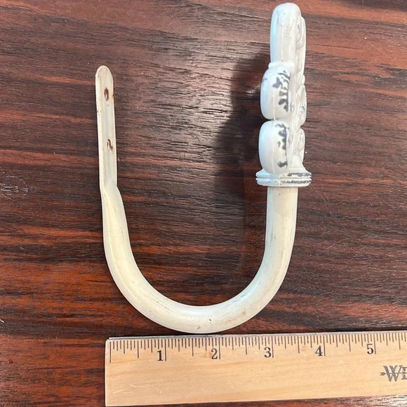 Metal Curtain ‘tie-backs’ or decorative hooks - Picture 11 of 12